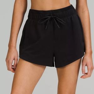 Lululemon Inner Glow High-Rise Short 3”